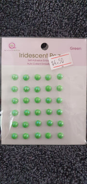 Iridescent Pearls - Green QUEEN and CO.
